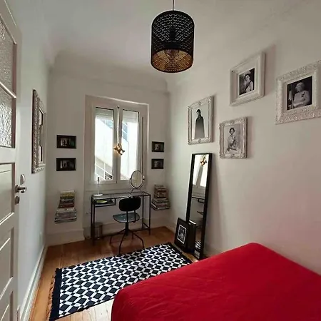 Apartment House Of Modern Art City Center